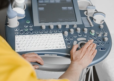 УЗИ брюшной полости со скидкой 50% при записи к гастроэнтерологу Спириной